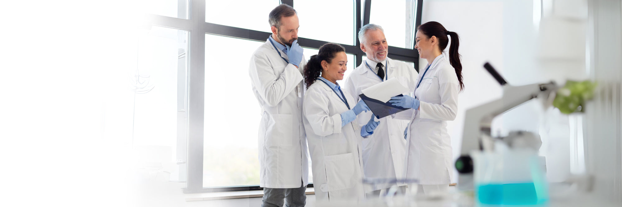High-Quality-Men's-Lab-Coats